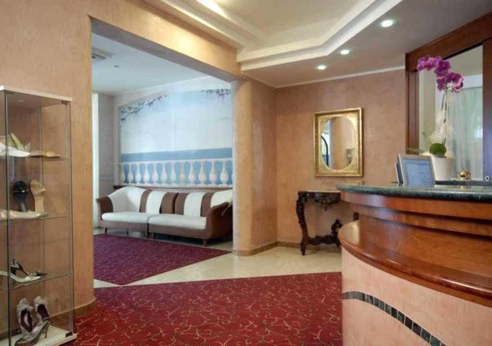 Hotel Souvenir Bellaria-Igea Marina Ngoại thất bức ảnh
